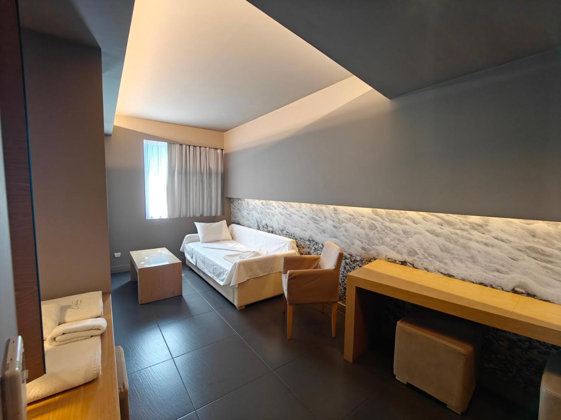 Elysion Hotel Mytilene Exterior foto